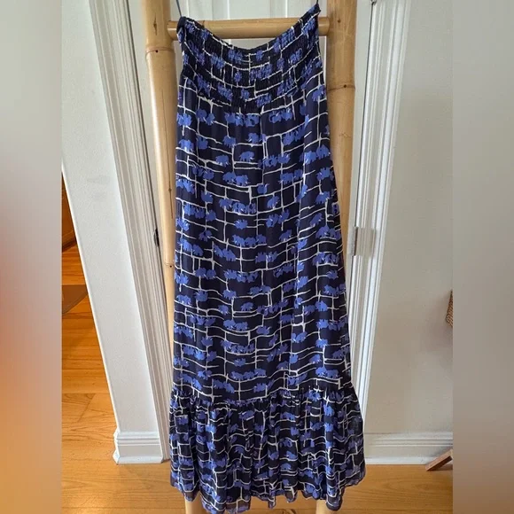 Calypso St. Barth Silk Maxi Dress in a Blue Elephant Print. Size L. New! - Picture 2 of 15
